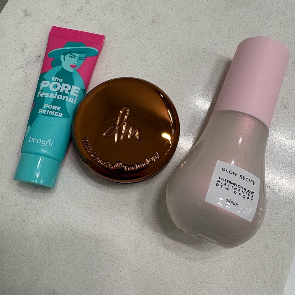 Glow Recipe Dew Drop, DANESSA Myrick Blur Balm in Universal, Benefit Primer MINI
